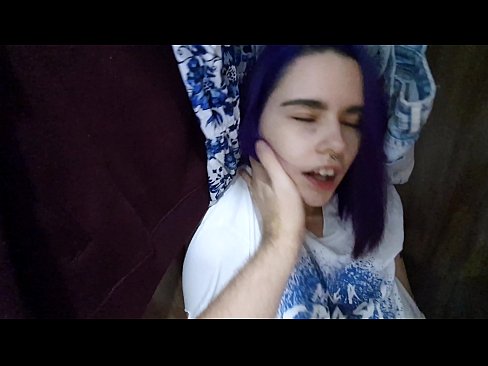 ❤️ Nire ahizpa armairuan aurkitu eta lagundu zion esperma ❤❌ Porno vk gurean eu.tukifporno.ru ☑